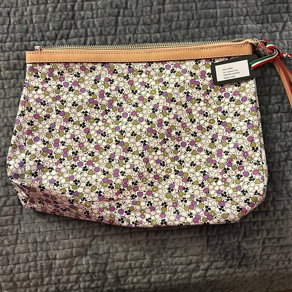Cavalcanti wristlet